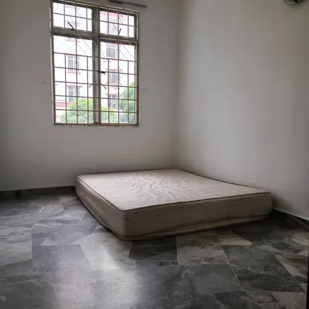 Rent this 1 bed apartment on SJK Islam Pintar SRIP in Persiaran Mulia, UEP Subang Jaya
