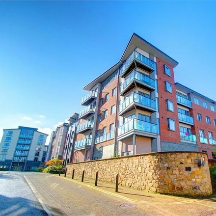 Rent this 2 bed apartment on Cameronian Square in Worsdell Drive, Gateshead
