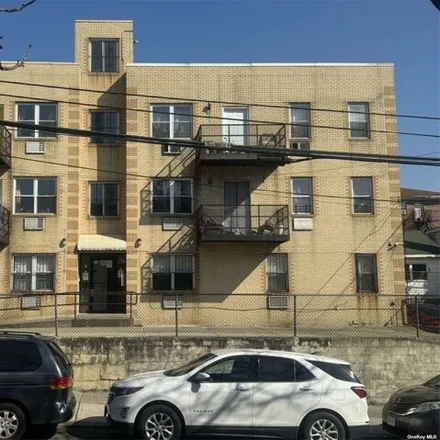 Buy this 9 bed house on 87-05 168th Street in New York, NY 11432