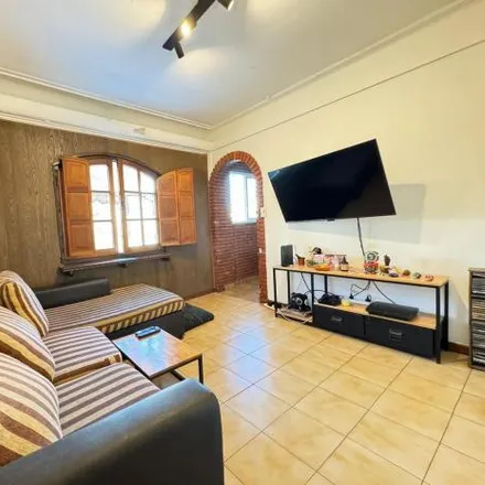 Buy this 3 bed apartment on Caracas 299 in Flores, C1406 GKB Buenos Aires