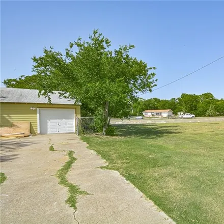 Image 3 - 1202 White Avenue, Killeen, TX 76541, USA - Duplex for sale