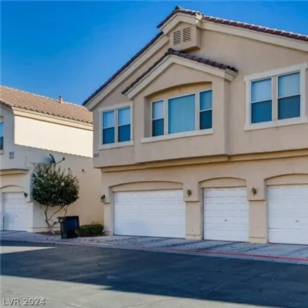 Image 1 - 1559 Lefty Garcia Way, Henderson, NV 89002, USA - House for rent