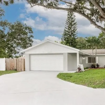 Buy this 3 bed house on 12467 Ashwoods Drive in Pinellas County, FL 33773