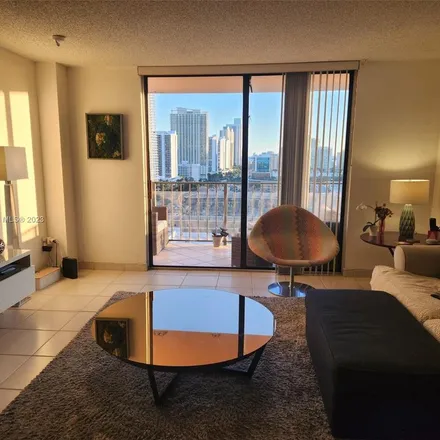 Image 1 - Winston Towers 600, 210 Northeast 174th Street, Sunny Isles Beach, FL 33160, USA - Apartment for rent