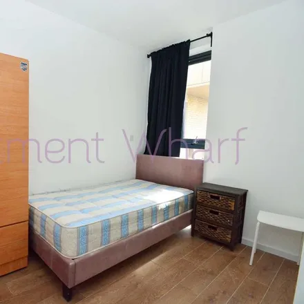 Rent this 1 bed room on Harford Street in London, E1 4FU