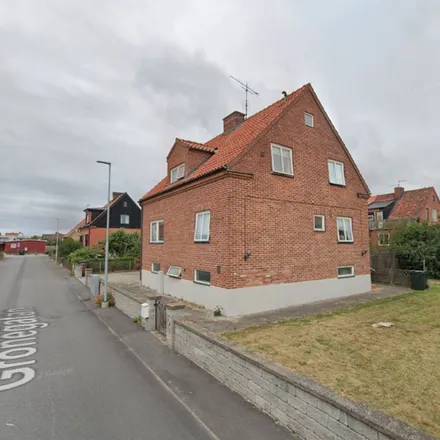 Rent this 3 bed apartment on Grönegatan 5 in 261 35 Landskrona kommun, Sweden