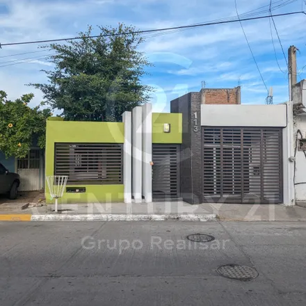 Buy this 1 bed house on Calle Toma de Zacatecas in Francisco Villa, 82000 Mazatlán