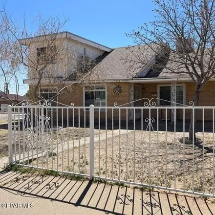 Image 1 - 991 Brazil Place, El Paso, TX 79903, USA - House for rent