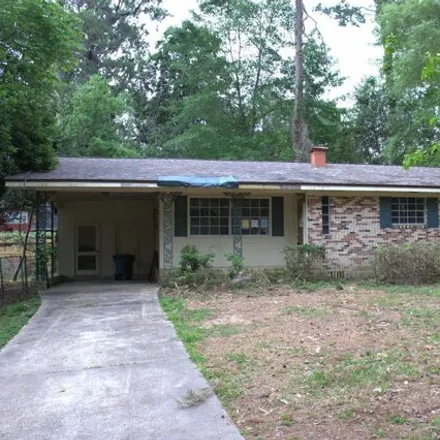 Buy this 3 bed house on 1103 Pinecrest Drive in Tallahassee, FL 32301