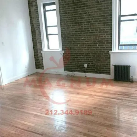 Image 4 - Sant Ambroeus, East 61st Street, New York, NY 10021, USA - Apartment for rent