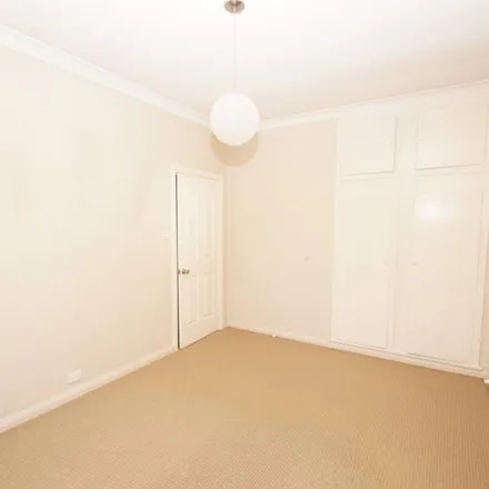 Rent this 3 bed apartment on 119 Markham Street in North Hill NSW 2350, Australia