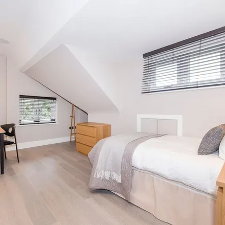 Image 7 - 2a Ellerdale Road, London, NW3 6BA, United Kingdom - Apartment for rent