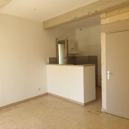 Rent this 3 bed apartment on 29 Rue Jean Jaurès in 13150 Tarascon, France
