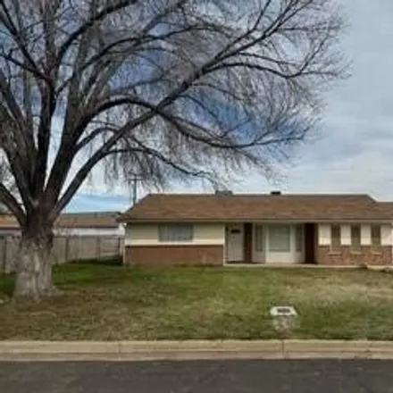 Buy this 6 bed house on 706 North 2200 East in Saint George, UT 84690
