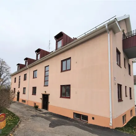 Rent this 3 bed apartment on Sanatorievägen in 523 34 Ulricehamn, Sweden