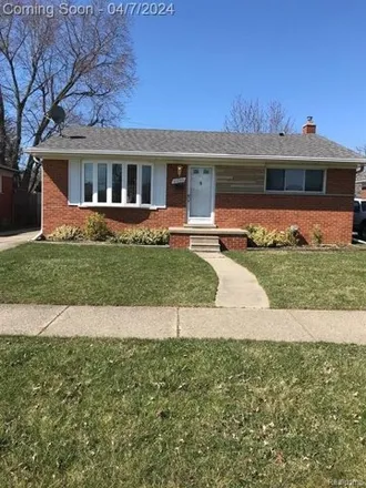 Buy this 3 bed house on 18361 Phyllis Street in Roseville, MI 48066