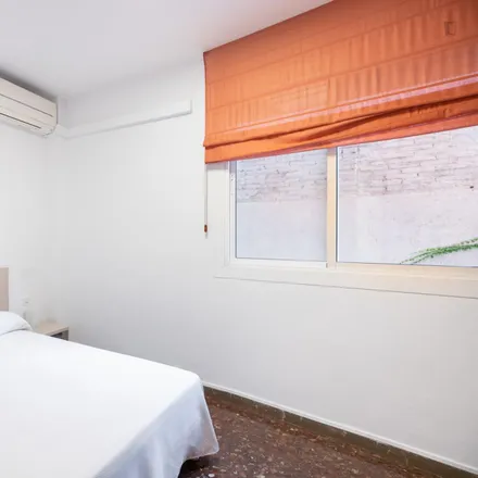 Rent this 2 bed apartment on Carrer de Casanova in 48, 08001 Barcelona