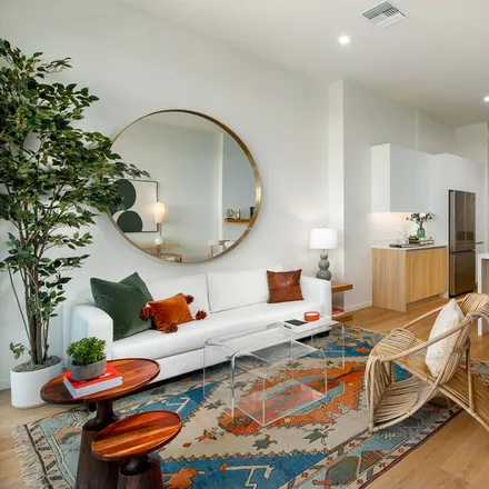 Image 7 - Oceanaire, 150 West Ocean Boulevard, Long Beach, CA 90802, USA - Apartment for rent
