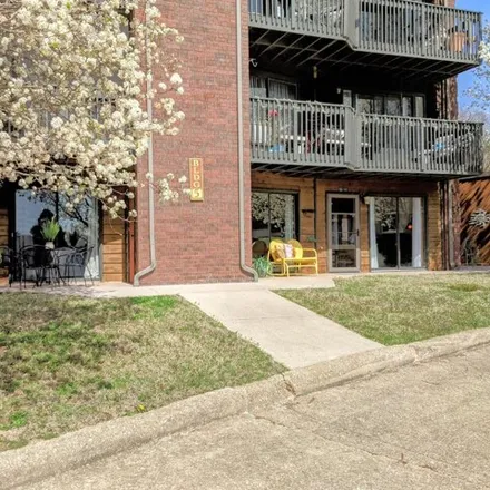 Image 2 - Terrace Street, Forsyth, Taney County, MO 65653, USA - Condo for sale