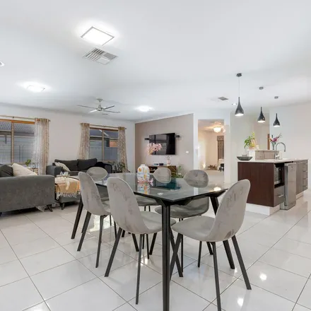 Image 4 - Elandra Drive, Ascot VIC 3551, Australia - Apartment for rent