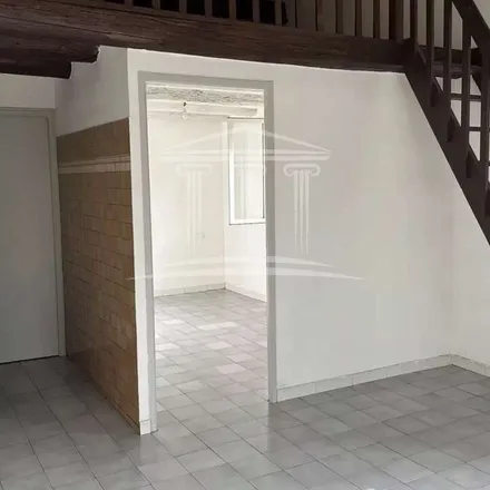Rent this 2 bed apartment on 83 Rue de la Tour in 84700 Sorgues, France