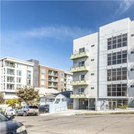 Buy this 2 bed condo on 1080 South Kingsley Drive in Los Angeles, CA 90006