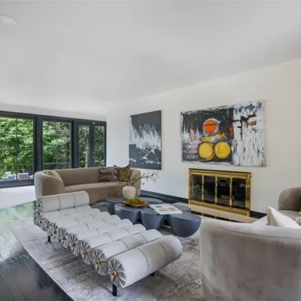 Image 7 - 10984 Bellagio Road, Los Angeles, CA 90077, USA - House for sale