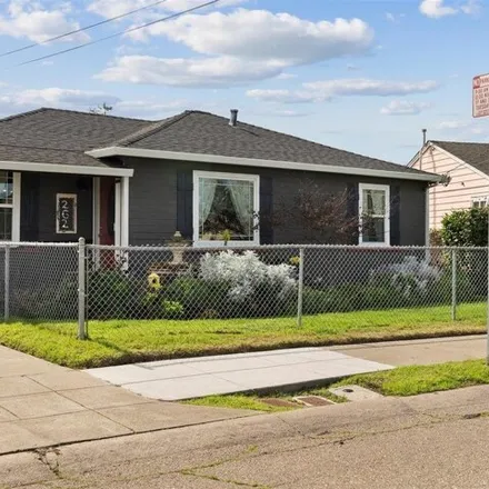 Buy this 7 bed house on 262 Fitzpatrick Road in Oakland, CA 94621