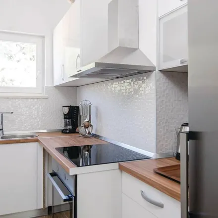 Image 3 - Blace, Dubrovnik-Neretva County, Croatia - Apartment for rent