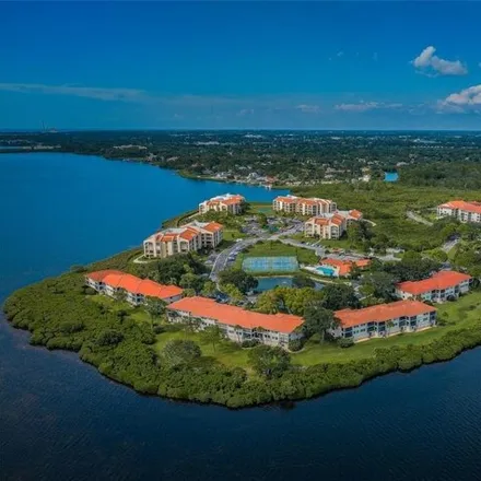 Buy this 2 bed condo on 1806 Mariner Drive in Tarpon Springs, FL 34689
