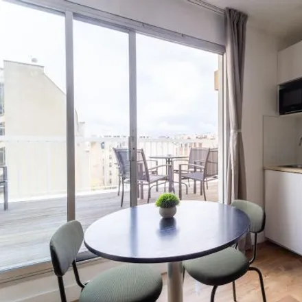 Image 4 - 43 Rue Saint-Charles, 75015 Paris, France - Apartment for rent
