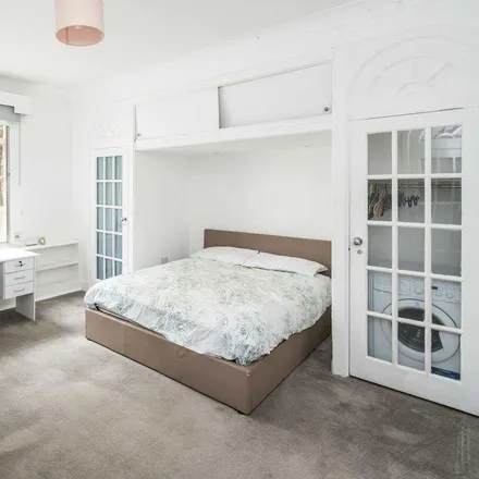 Rent this studio apartment on 105 Hallam Street in East Marylebone, London