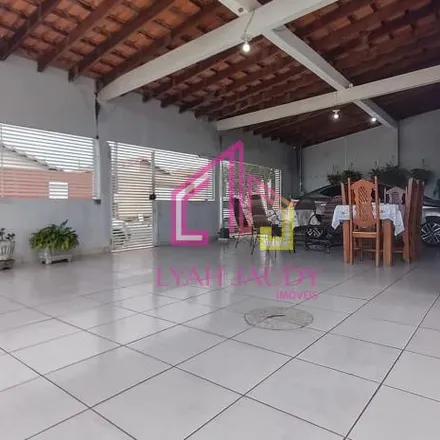 Buy this 2 bed house on Rua Vinte e Oito in Residencial Itapajé, Cuiabá - MT