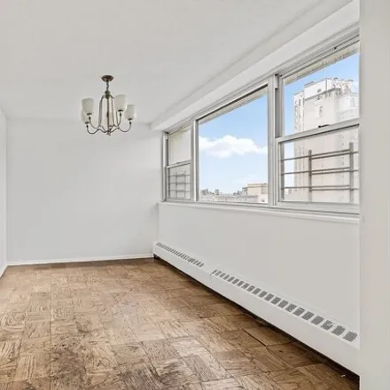 Image 6 - 75 Henry Street, New York, NY 11201, USA - Apartment for sale