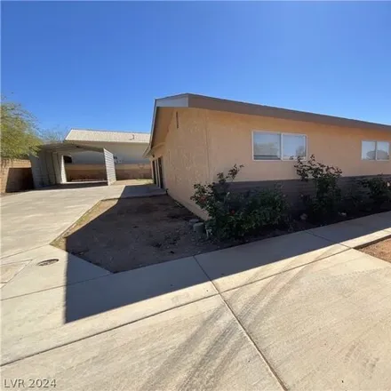 Image 4 - 1575 Turf Drive, Henderson, NV 89002, USA - House for rent