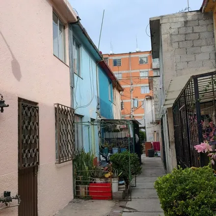 Rent this 1 bed house on Abarrotes Bengi in Calle Enrico Caruso, Colonia Ex Hipódromo de Peralvillo
