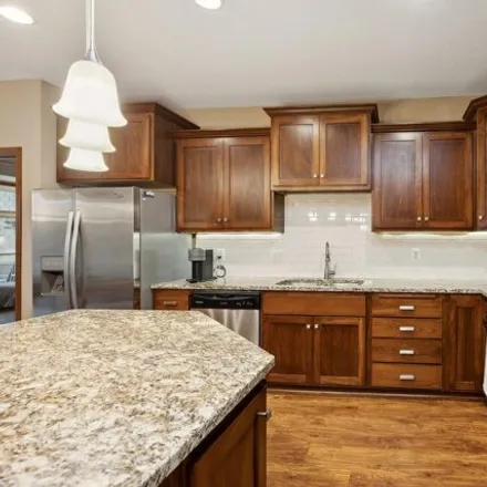 Image 2 - 150 East Travelers Trail, Burnsville, MN 55337, USA - Condo for sale