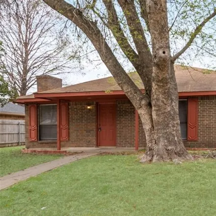 Rent this 3 bed house on 733 Villa Ridge Drive in Garland, TX 75043