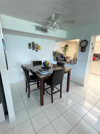 Image 5 - Burleigh House Condominium Inc., 7135 Collins Avenue, Atlantic Heights, Miami Beach, FL 33141, USA - Condo for rent