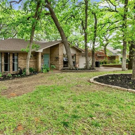 Image 3 - 2079 Tanglewood Drive, Grapevine, TX 76051, USA - House for sale