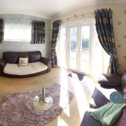 Image 2 - Tangerine Close, Colchester, CO4 3XF, United Kingdom - House for rent