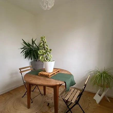 Rent this 3 bed apartment on 36 Rue de la Déliade in 87100 Limoges, France