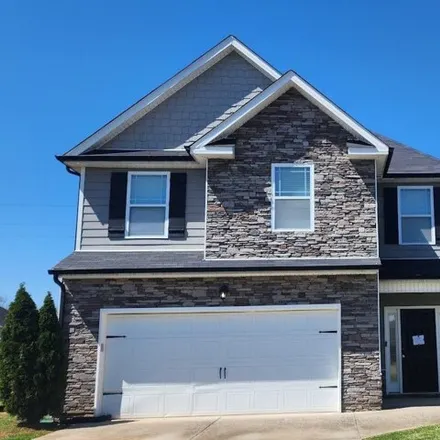 Buy this 5 bed house on 1005 Silo Drive in Clarksville, TN 37042