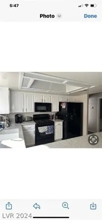 Image 7 - 1936 Sondrio Drive, Las Vegas, NV 89134, USA - House for rent