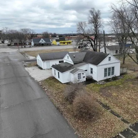 Buy this 4 bed house on 116 East Erie Street in Winamac, IN 46996