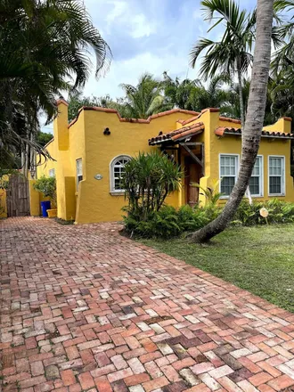 Rent this 3 bed house on 429 47th Street in West Palm Beach, FL 33407