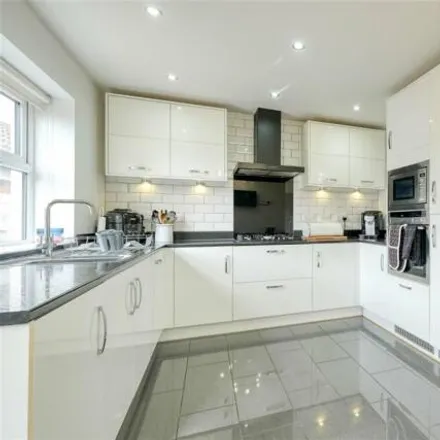 Image 2 - Spode Gardens, Burcot, B60 2TS, United Kingdom - House for sale