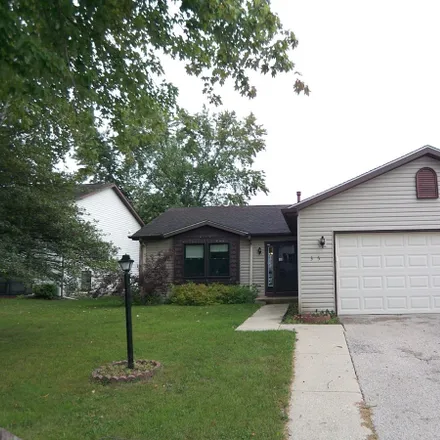 Rent this 3 bed house on 35 Evergreen Road in Streamwood, IL 60107