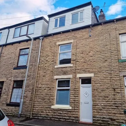 Buy this 3 bed townhouse on 16 Gledhill Street in Todmorden, OL14 5LP