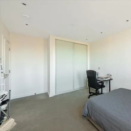 Image 3 - Queen's Park Station, Salusbury Road, London, NW6 6NJ, United Kingdom - Apartment for sale